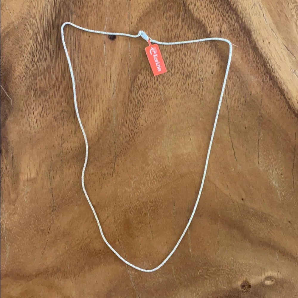Karizia Criss Criss Sterling Silver Chain Necklace